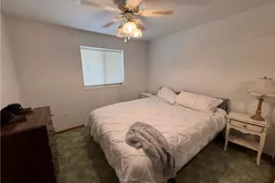 35648 Mountain View Rd, Hinkley, CA 92347 - Photo 18