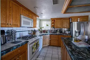 7469 Madera Ave, Hesperia, CA 92345 - Photo 14