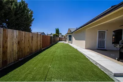 7469 Madera Avenue, Hesperia, CA 92345 - Photo 26