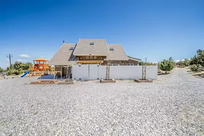 10022 Silver Rock Road, Pinon Hills, CA 92372 - Photo 4