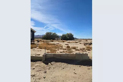 30484 Berry Road, Newberry Springs, CA 92365 - Photo 2