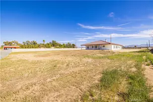 1805 W Columbia Way, Lancaster, CA 93534 - Photo 22