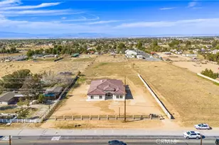 1805 W Columbia Way, Lancaster, CA 93534 - Photo 24