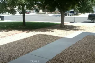 12533 Loma Verde Dr, Victorville, CA 92392 - Photo 10