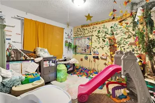 9546 Verdugo Ave, Hesperia, CA 92345 - Photo 14