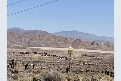 22 Canyon View Road, Apple Valley, CA 92308 - Photo 2