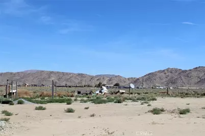 9984 Alamo Avenue, Lucerne Valley, CA 92356 - Photo 12