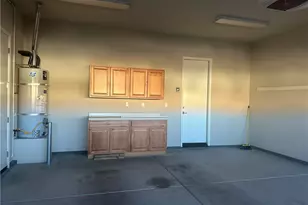 10030 Eldorado St, Apple Valley, CA 92308 - Photo 14