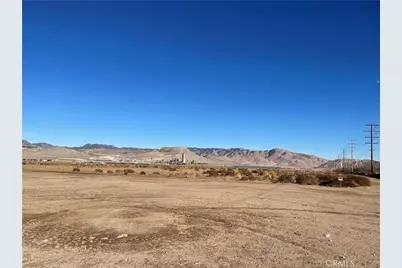 20028 Tehachapi Willow Springs Rd, Tehachapi, CA 93561 - Photo 16