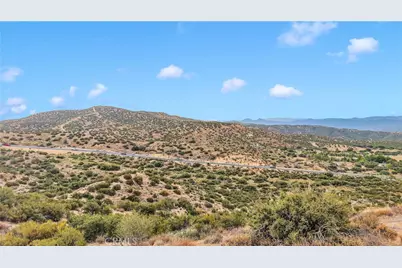 11 Summit Valley Road, Hesperia, CA 92345 - Photo 2