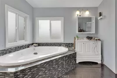 9125 Visalia Avenue, Lucerne Valley, CA 92356 - Photo 4