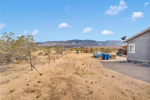 9125 Visalia Ave, Lucerne Valley, CA 92356 - Photo 28