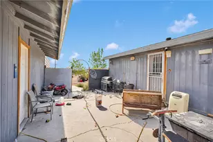 9125 Visalia Ave, Lucerne Valley, CA 92356 - Photo 24
