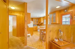 960 Snowbird Rd, Wrightwood, CA 92397 - Photo 10