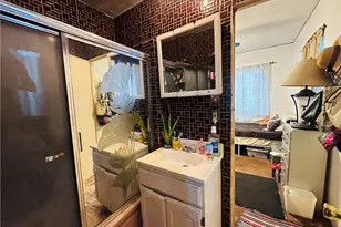 315 W 63rd Pl, Los Angeles, CA 90003 - Photo 8