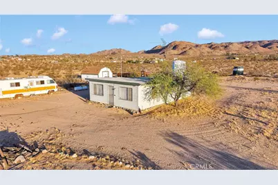 5457 Larrea Road, Landers, CA 92285 - Photo 2