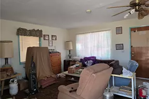 5457 Larrea Rd, Landers, CA 92285 - Photo 6