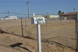 12065 Aztec Ln, Adelanto, CA 92301 - Photo 18