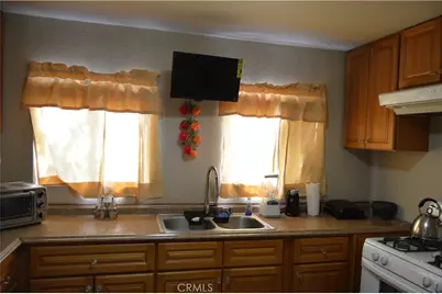 12065 Aztec Lane, Adelanto, CA 92301 - Photo 46