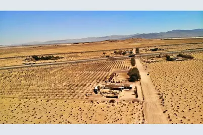 45534 Hacienda Road, Yermo, CA 92398 - Photo 2