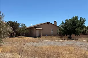 7236 Coyote Trail, Oak Hills, CA 92344 - Photo 10