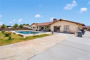 19678 Red Feather Rd, Apple Valley, CA 92307 - Photo 46