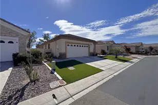 11115 Sun River Ct, Apple Valley, CA 92308 - Photo 2