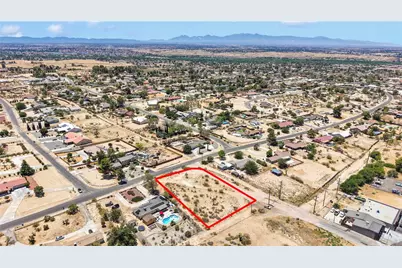 18924 Symeron Road, Apple Valley, CA 92307 - Photo 2