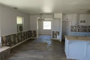 9121 4th St, Phelan, CA 92371 - Photo 20