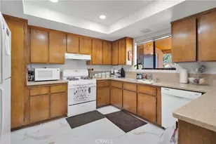 22035 Pahute Rd, Apple Valley, CA 92308 - Photo 12