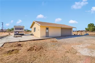 14444 Iroquois Rd, Apple Valley, CA 92307 - Photo 24