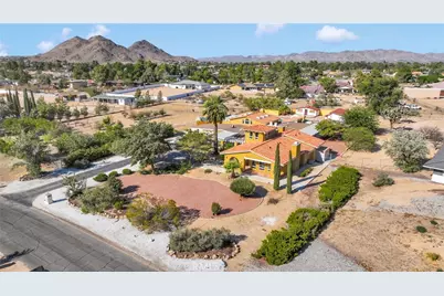 15023 Genesee Road, Apple Valley, CA 92307 - Photo 52