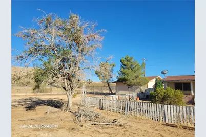 27177 Cahuilla Road, Apple Valley, CA 92307 - Photo 4