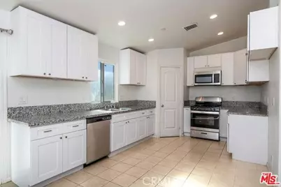 33393 El Dorado Drive, Lucerne Valley, CA 92356 - Photo 10