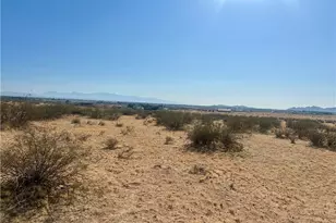 1 Shirwaun Rd, Apple Valley, CA 92307 - Photo 1