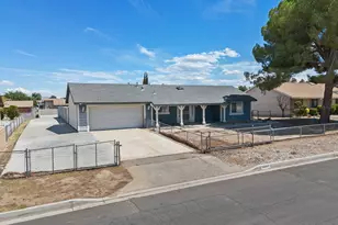 12867 Banyon Tree Ln, Victorville, CA 92392 - Photo 46