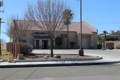 17537 Bear Valley Road, Hesperia, CA 92345 - Photo 2
