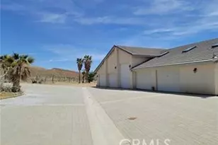 31801 Soapmine Rd, Barstow, CA 92311 - Photo 6