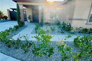 11416 Sunny Wy, Victorville, CA 92392 - Photo 8