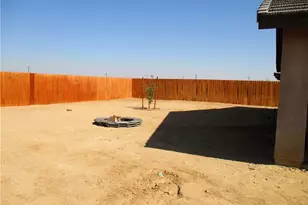 19301 Lasky St, California City, CA 93505 - Photo 28