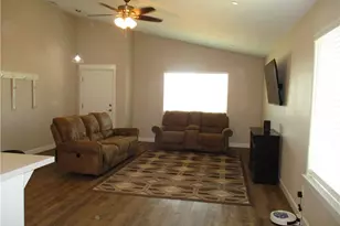 19301 Lasky St, California City, CA 93505 - Photo 6