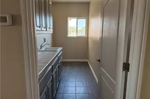 10626 Beaver Ave, Phelan, CA 92371 - Photo 16