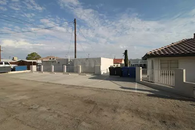 128 E Fredricks Street, Barstow, CA 92311 - Photo 4