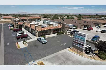 15370 Bear Valley Road #6, Victorville, CA 92395 - Photo 1