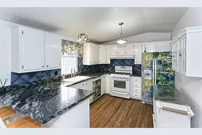 2727 Pacific Street #78, Highland, CA 92346 - Photo 6