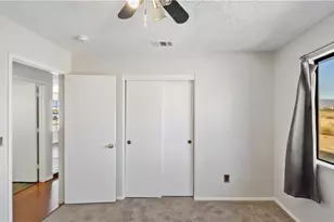 14022 Valle Vista Rd, Phelan, CA 92371 - Photo 16