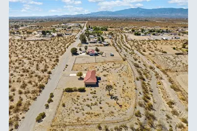 14022 Valle Vista Road, Phelan, CA 92371 - Photo 34