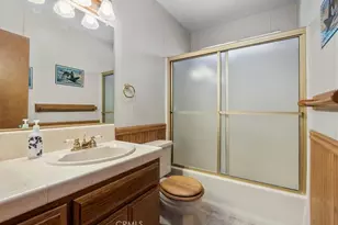 5471 Zurich Dr, Wrightwood, CA 92397 - Photo 24