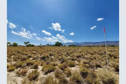 32500 California 18 Highway, Lucerne Valley, CA 92356 - Photo 10
