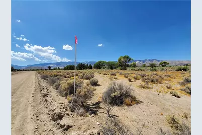 32500 California 18 Highway, Lucerne Valley, CA 92356 - Photo 6